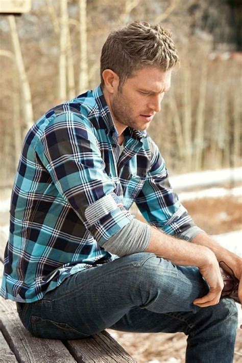 How To Wear A Flannel Shirt: 18 Rugged Looks For .